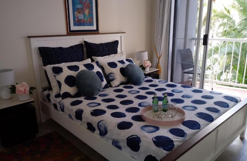 Broadbeach Apartment | Bel Air Private Condominium