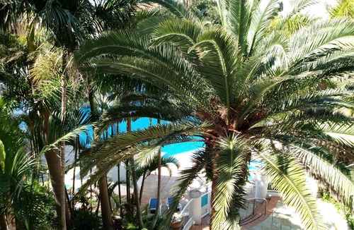 Broadbeach Apartment | Bel Air Private Condominium