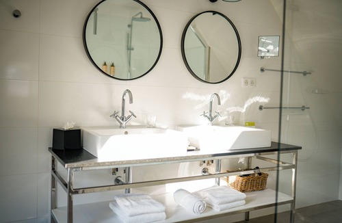 Pacy-sur-Eure Hotel | Bel Ami