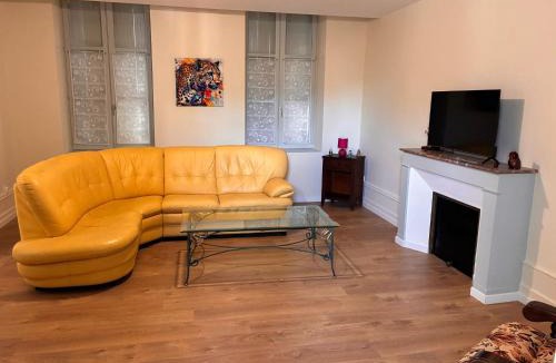 Ecueille Apartment | Bel appart neuf 6 pers Ecueille Centre