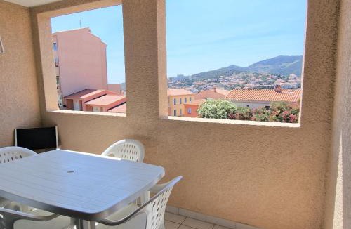 Banyuls-sur-Mer Apartment | Bel appart T2 à Banyuls avec terrasse et parking privé - FR-1-309-146
