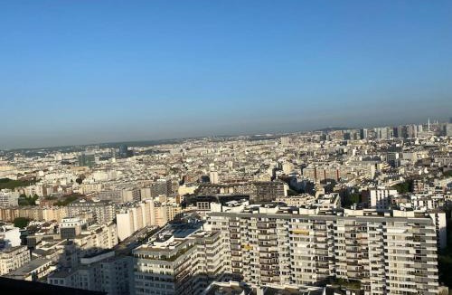 Saint-Lambert Apartment | Bel appartement avec piscine et vue sur Paris
