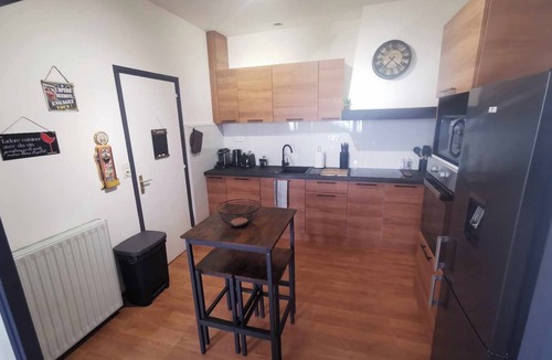 Ambert Apartment | Bel Appartement de 1 à 10 Personnes