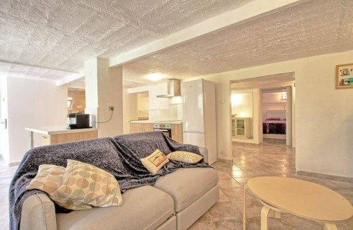 Le Mourillon Villa | Bel appartement de 50M2 au rez de jardin de villa très ensolleillé très calme