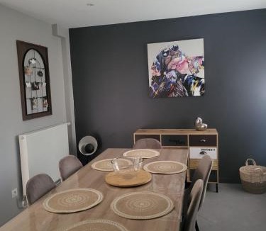 Chassieu Apartment | Bel appartement en RDC avec parking