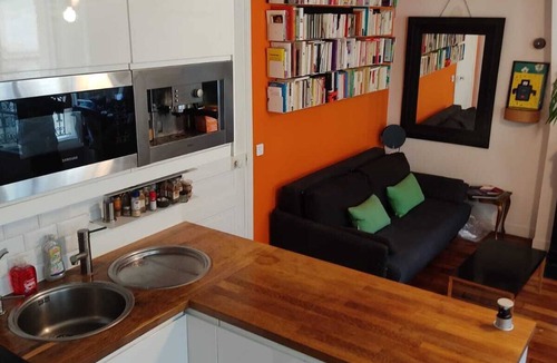 Riquet Stalingrad Apartment | Bel Appartement Parisien