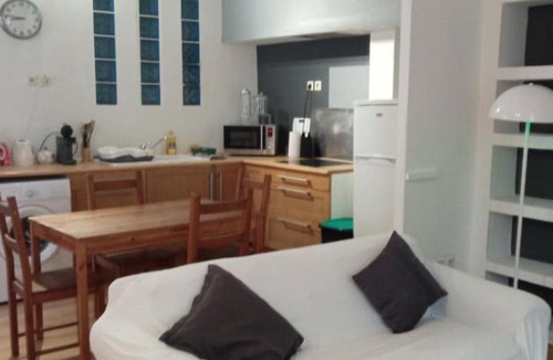 Beziers City Centre Apartment | Bel appartement plein centre historique