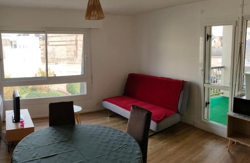 Fecamp Apartment | Bel appartement proche mer avec balcon et parking.
