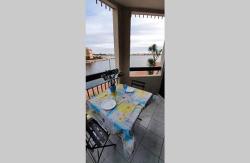 Le Barcares Apartment | bel Appartement vue sur le lac marin avec piscine