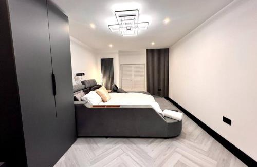 Solihull Villa | Bel Casa Solihull