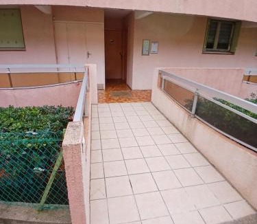 Amelie-les-Bains-Palalda Apartment | Bel F2 terrasse SUD à 5 min thermes