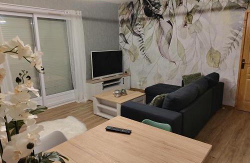 Saint-Jean-Froidmentel House | Bel Horizon