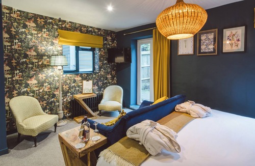 Churt Hotel | Bel & The Dragon Churt