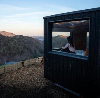 Arrodets-ez-Angles Cabin | Bele Ame - Parcel Tiny House - Tiny House face aux Pyrénées, près de Lourdes MAE-4543