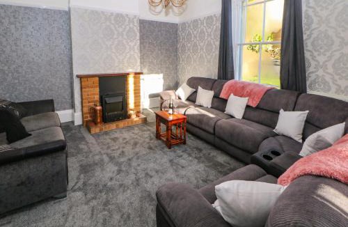 Matlock Bath House | Belgrano