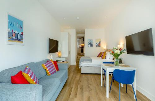 Torquay City Centre House | Belgrave Sands Apartment