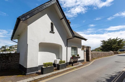 Dartmouth House | Bell Cottage