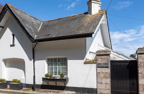 Dartmouth House | Bell Cottage