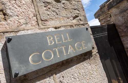 Dartmouth House | Bell Cottage