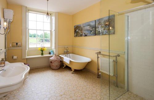 Skipton House | Bell Flat - Uk42250