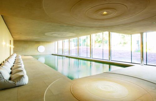 Skipton House | Bell Flat - Uk42250