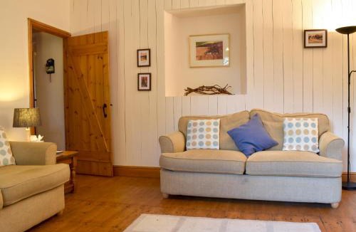 Lindale House | Bell Hill Cottage