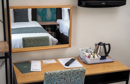 Tewkesbury Hotel | Bell Hotel by Greene King Inns