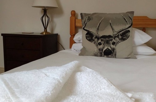 Sutton Benger Hotel | Bell House Hotel & Restaurant