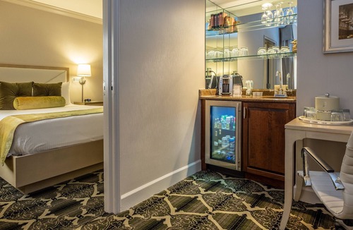 Burns Park Hotel | Bell Tower Hotel