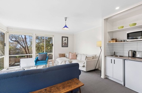 Aireys Inlet House | Bella Airey's - WIFI & Pet Friendly