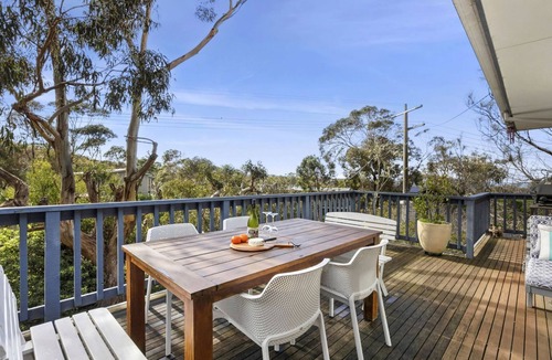 Aireys Inlet House | Bella Airey's - WIFI & Pet Friendly