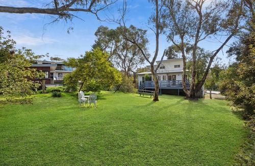 Aireys Inlet House | Bella Airey's - WIFI & Pet Friendly