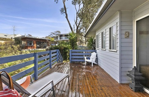 Aireys Inlet House | Bella Airey's - WIFI & Pet Friendly