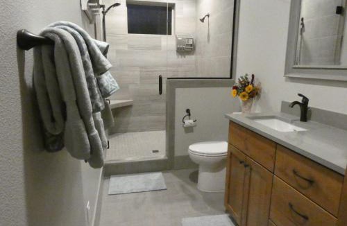 Amity Bed & Breakfast | Bella Collina Bed and Breakfast