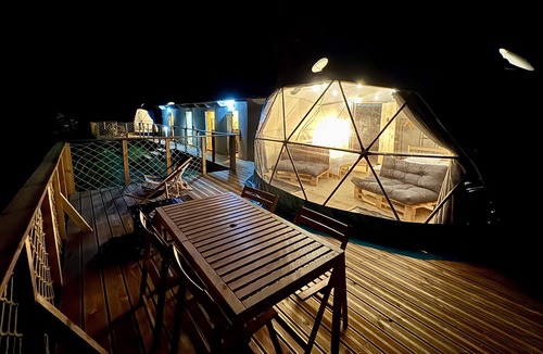 Riols Cabin | Bella Dome - Cosy dome with panoramic mountain views, surrounded by beautiful nature