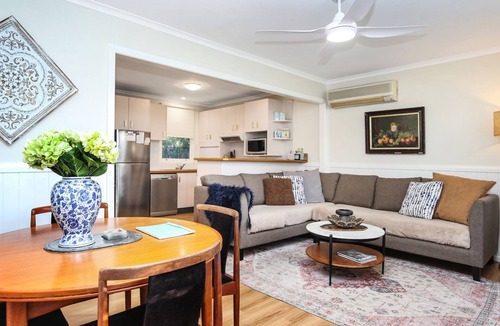 Hawks Nest House | Bella Luca - Pet Friendly Home