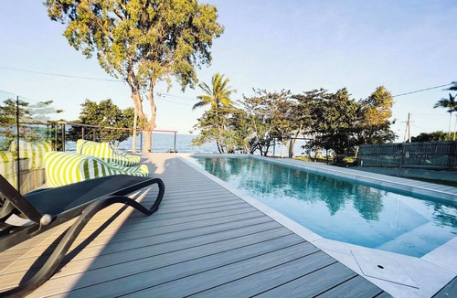 South Mission House | Bella Luna Beach Front - Full house