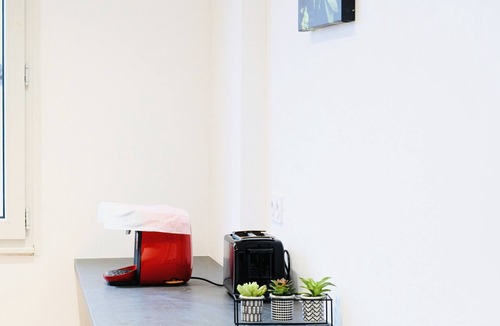 Troyes Apartment | Bella Luna III: Elegant Apartment 3CHB/2SDB-Balcony-Free Parking-Qua/Price