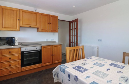 St Combs Cottage | Bella's Beach Cottage