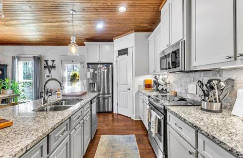 Pleasure Point House | Bella's Cove