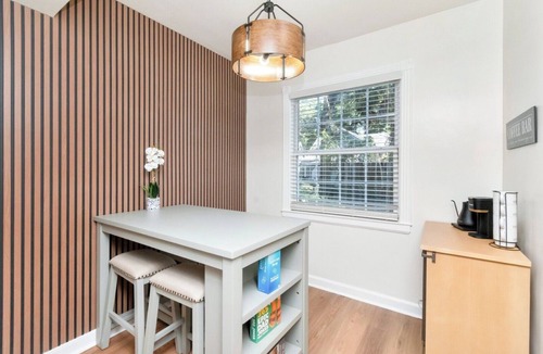 Mobile Apartment | Bella's Midtown Condo