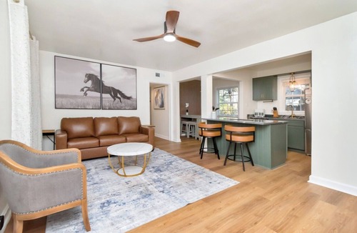 Mobile Apartment | Bella's Midtown Condo