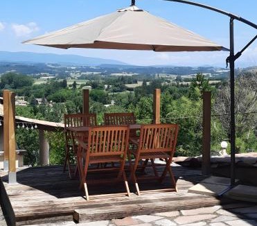 Dauphin House | Bella Vista - Caliente