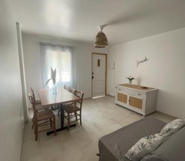 Dauphin House | Bella Vista - Farniente