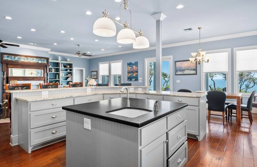 Rockport House | Bella Vista – Luxurious Waterfront Retreat on Aransas Bay