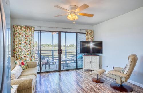 Garden City Apartment | Bella Vista: Marshfront Condo 1 Block To The Beach. Pool & Hot Tub-1st Floor