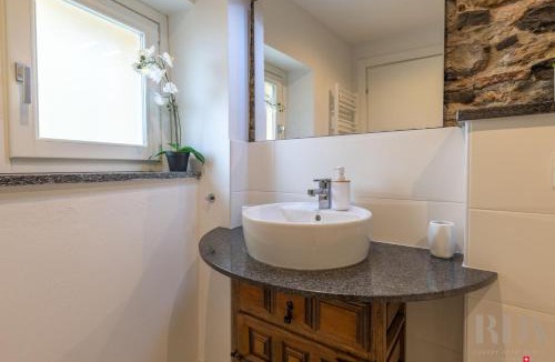 Capolago Apartment | Bella Vista RDA Luxury Apartments vista lago parking