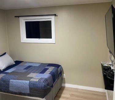 Bellaire House | Bellaire Midtown Cottage