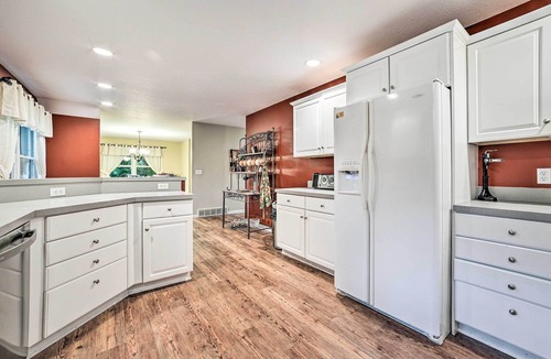 Mancelona Cottage | Bellaire Ski Escape ~ 1 Mile to Schuss Mountain!