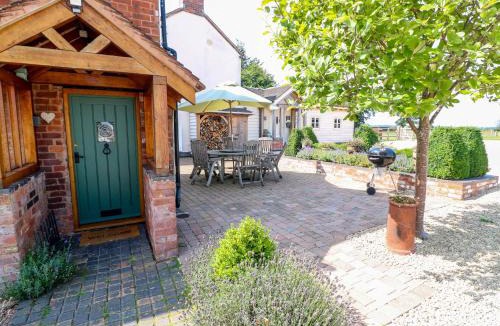 Rugeley House | Bellamour End Cottage